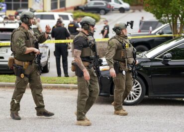 US horror over three mass shootings over Easter weekend