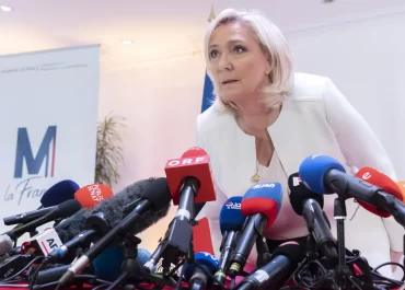 Le Pen wants France out of NATO integrated command, backs NATO-Russia links