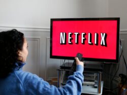 Huge blow to Netflix fans as platform ‘AXES new shows after massive subscriber loss’