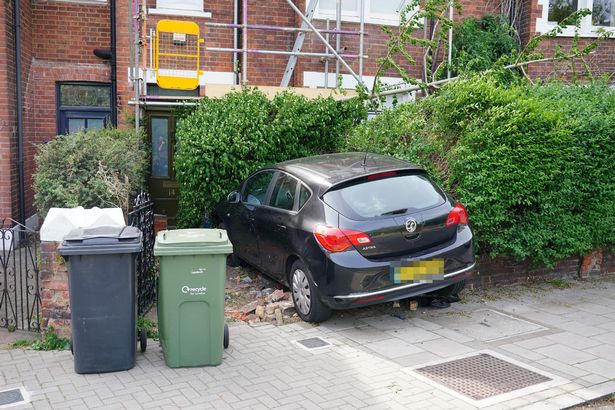 Car smashes into front of Boris Johnson's £1.3m home on street used as 'rat run'
