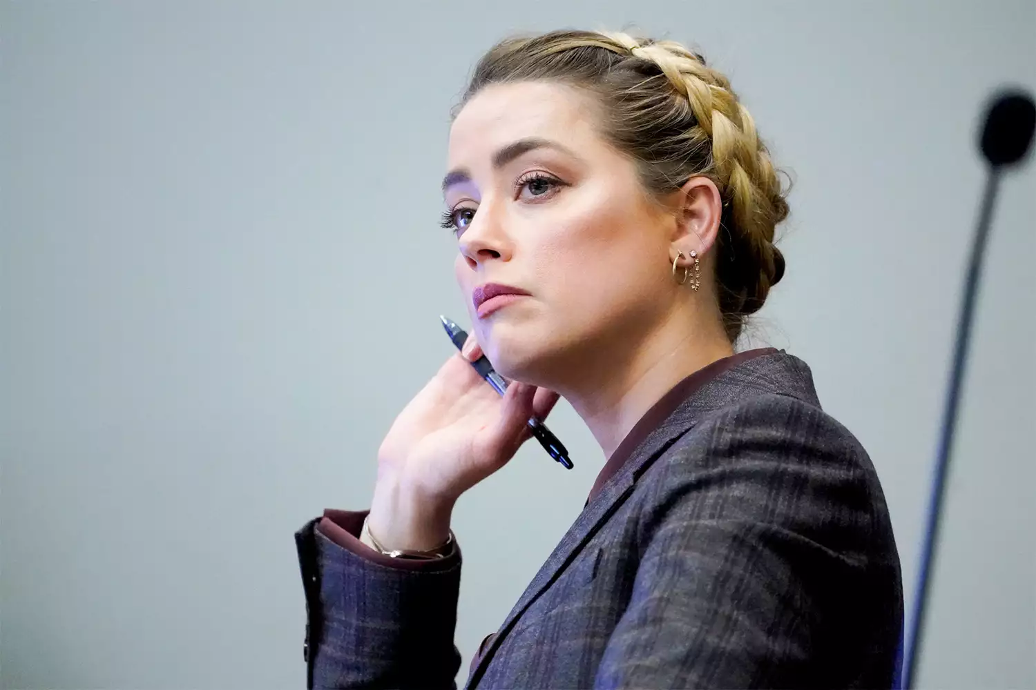 Johnny Depp trial – live: Amber Heard op-ed was ‘catastrophic’ for Pirates actor’s career, agent says