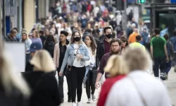 UK consumer confidence falls to lowest level since 1974