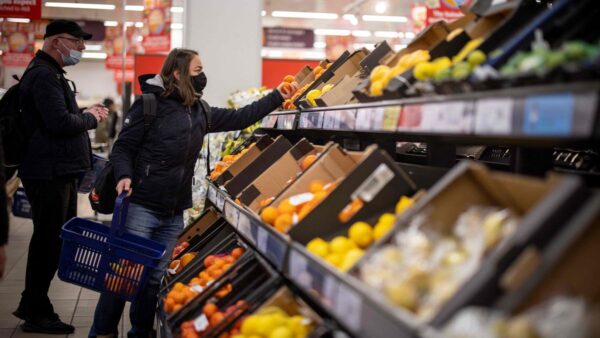 Bank of England warns of 'apocalyptic' food price rises because of Ukraine war