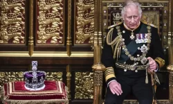Scottish support for monarchy falls to 45%, poll reveals