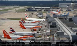 Gatwick reduces summer capacity to prevent repeat of jubilee chaos