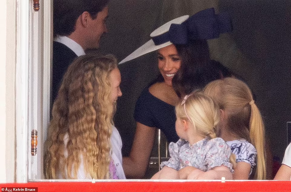 Queen’s Platinum Jubilee: Harry and Meghan spotted having fun on balcony 