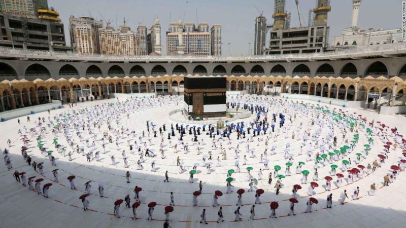 Pilgrims arrive in Mecca for largest hajj of Covid era