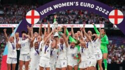 England win Euro 2022: The Queen leads tributes to Lionesses