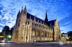 Explore Brussel’s Notre Dame Du Sablon