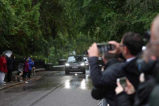 In Pictures - Senior Royals arrive at Balmoral