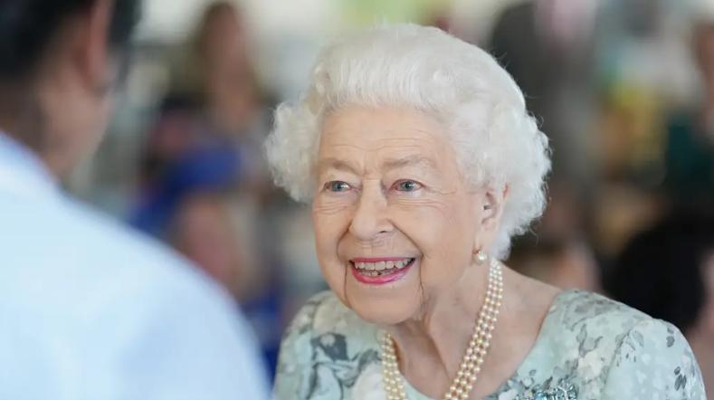 Fears for Queen’s health as Palace announces she’s under medical supervision