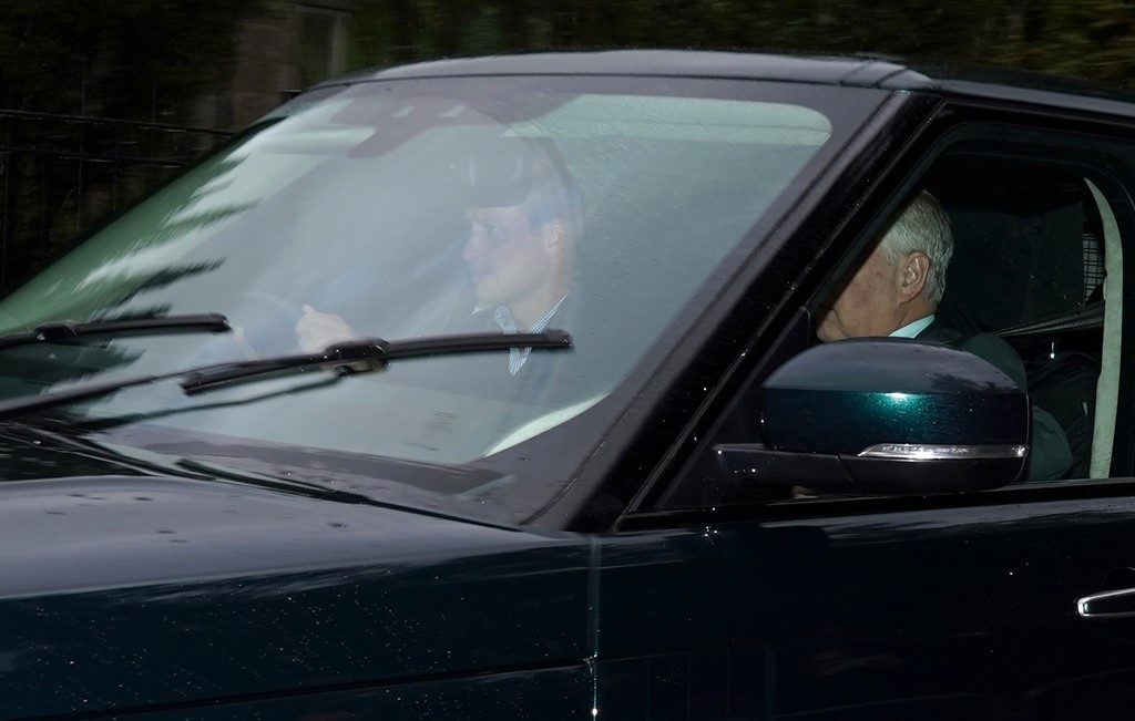 Balmoral: Royal LIVE - HM Queen Elizabeth health update Princes arrive at Balmoral