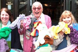 Christopher Biggins among stars wrapping Royal Albert Hall in mile-long scarf