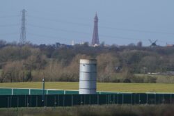 Tory MP tells ministers to ‘hang their heads in shame’ over fracking row