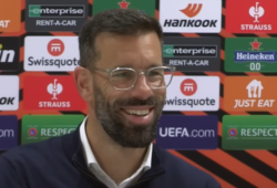 Ruud van Nistelrooy laughs off Cristiano Ronaldo question after Man Utd star is axed for Chelsea game