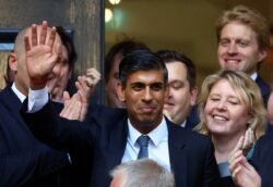 Rishi Sunak rules out election as 202 MPs vote him in – but almost 400,000 sign The Independent’s petition