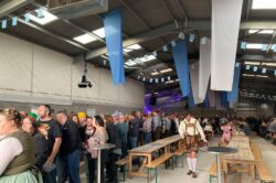 Oktoberfest drinkers demand refunds after 90-minute queues for the bar