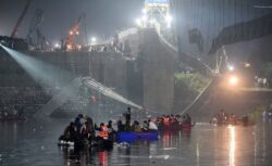 India bridge collapse - death toll rises to 141