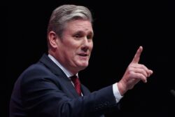 Starmer  accuses Truss of ‘insulting’ British workers