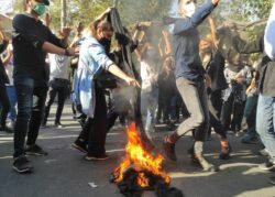 Students trapped amid Iran protests clashes