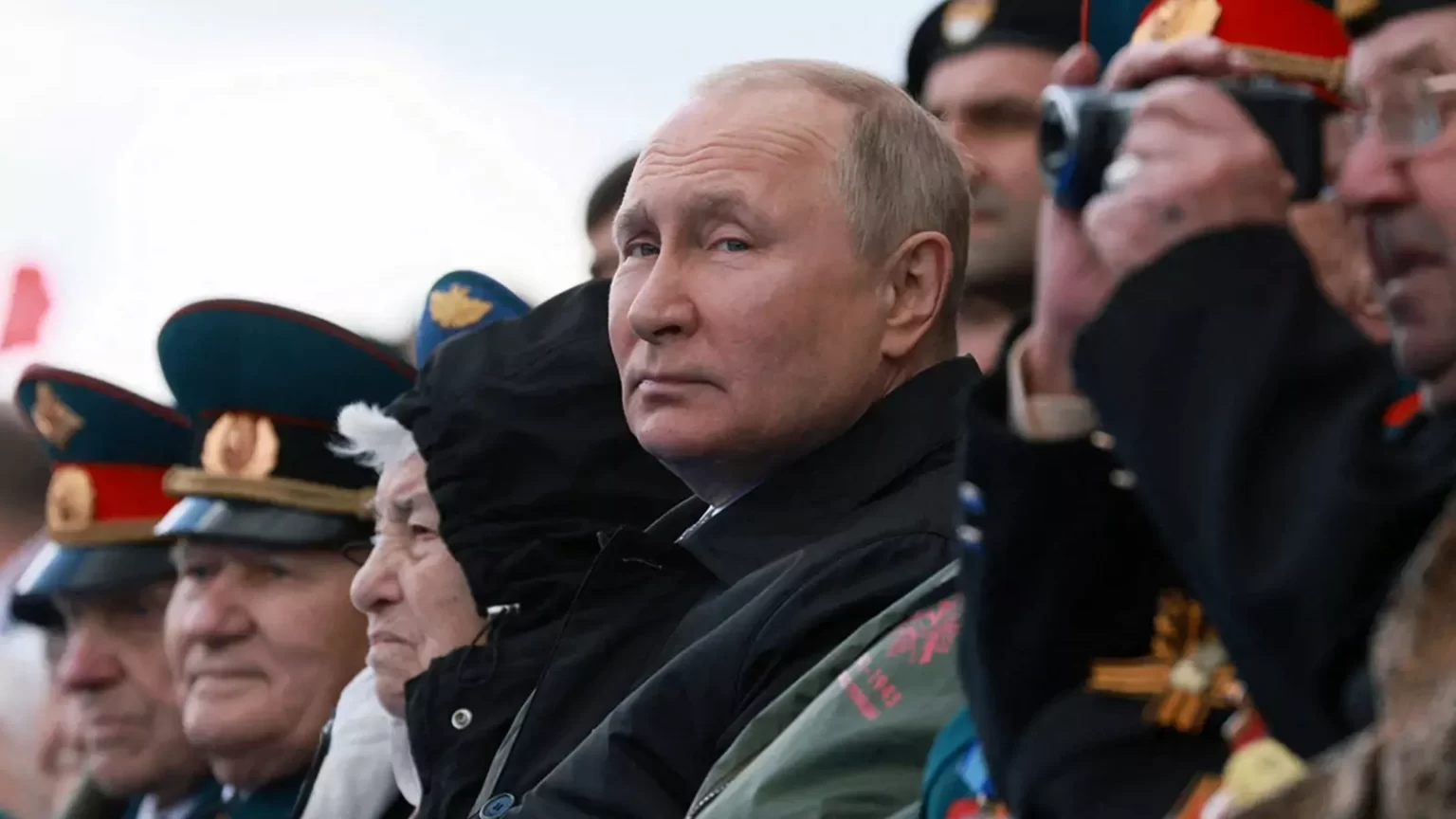 Putin ‘facing military coup’ over latest nuke threats