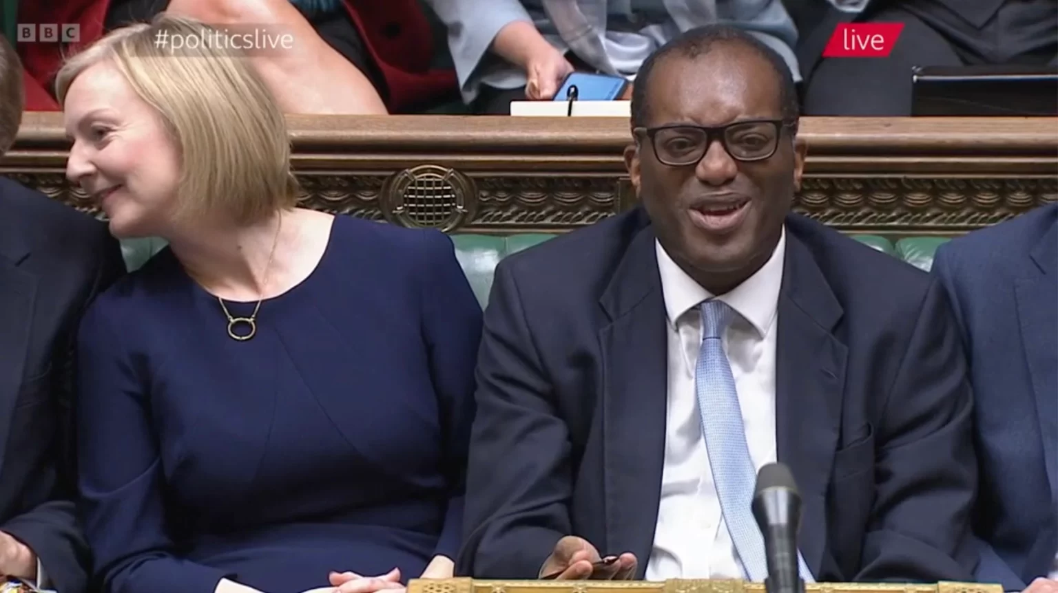 Kwasi Kwarteng flies back from US EARLY for urgent mini-Budget talks with Liz Truss as pair mull another tax cut u-turn