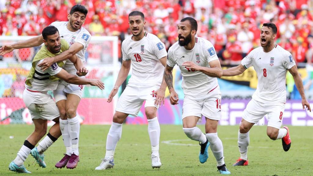 Qatar World Cup 2022: Wales vs Iran - ‘Late goals break Welsh hearts’