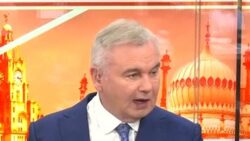 Eamonn Holmes shares update after suffering fall while recovering from back surgery: ‘It’s been hellish’