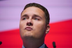 Shadow health secretary Wes Streeting apologises after Corbyn ‘senile’ comment