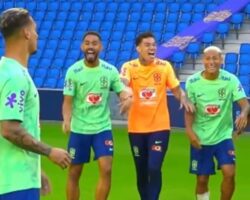 Brazil players laugh at Manchester United winger Antony for his fail during first-touch challenge