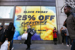 Which Oxford Street shops are participating in the Black Friday 2022 sales?