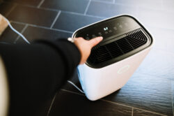 How much does a dehumidifier cost to run?