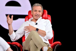 Bob Iger returns as Disney CEO, replacing predecessor Bob Chapek in stunning move