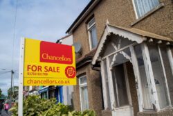 Fall in house prices blamed on Kwarteng mini-budget