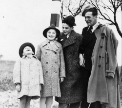My parents were killed during the Holocaust – I never got a chance to say goodbye