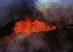 World’s largest active volcano erupts in Hawaii