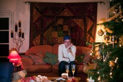 ‘Sleighing season’: How to emotionally survive Christmas while single