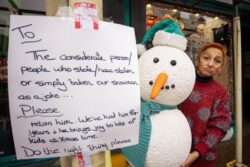 Shopkeeper urges cold-hearted thief to return snowman nicked from outside