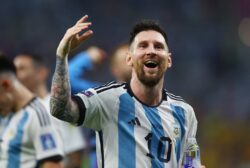 Lionel Messi decides to stay another year at Paris Saint-Germain after World Cup win with Argentina