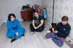 Family fear eating Christmas dinner ‘off the floor’ after DFS ‘lost sofa’