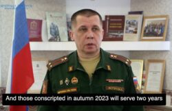 Conscription period for young Russian men is lengthened to two years