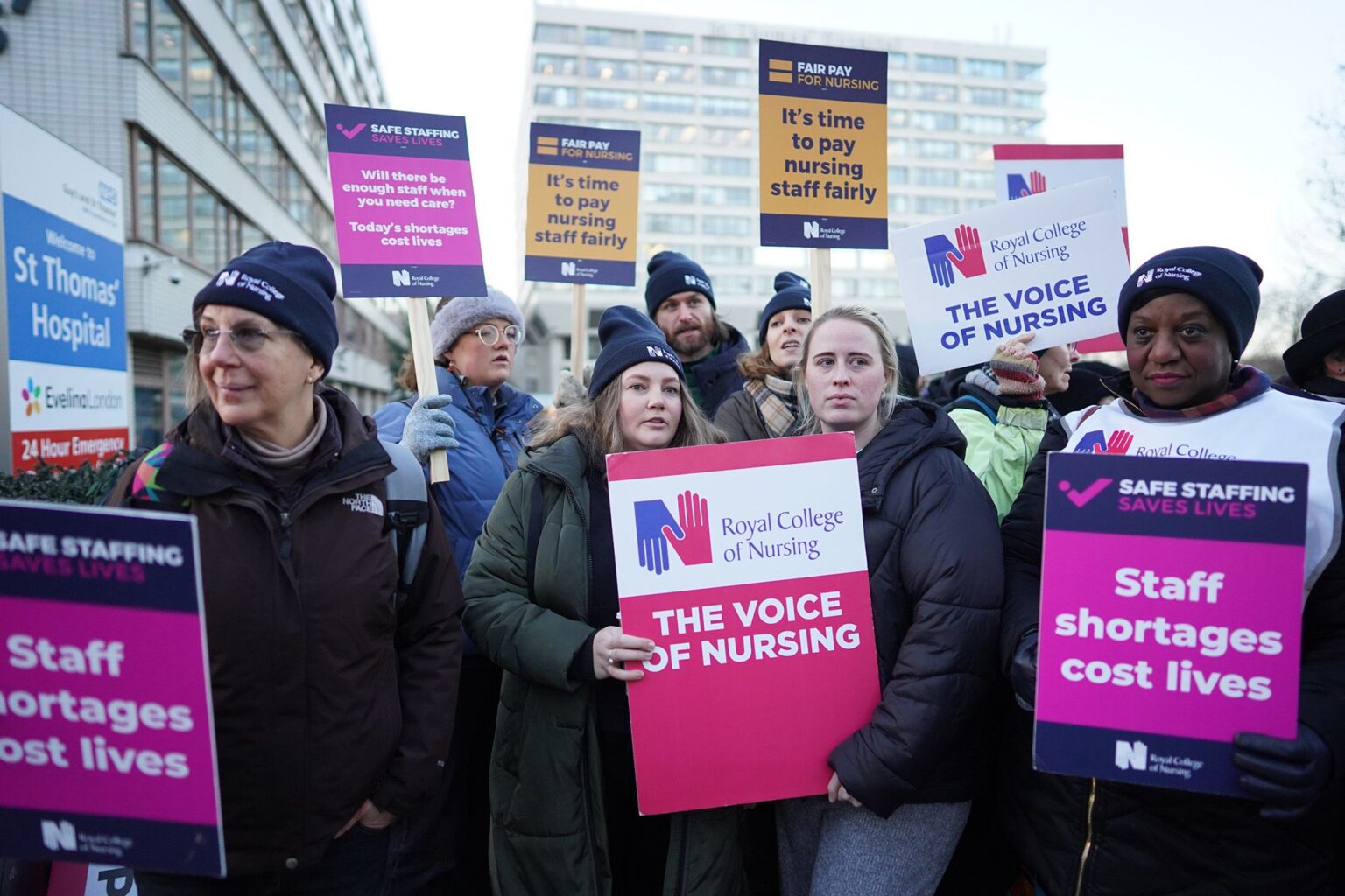 UK govt refuses to give way on pay as nurses, medics strike