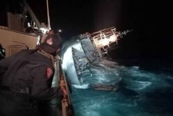 Thai navy ship sank in storm, 31 sailors missing