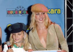 Britney Spears rages at sister Jamie Lynn Spears for suggesting it was hard being her sibling