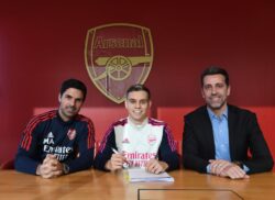 Mikel Arteta responds to criticism of new Arsenal signing Leandro Trossard