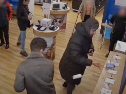 Thieves brazenly flee with £10,000-worth of phones from Tesco in front of staff