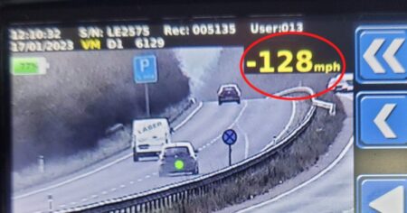 Driver ignores ice completely to go at 128mph on dual carriageway