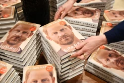 Prince Harry’s book Spare finally hits shops 