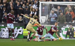 ‘Great save!’ – Rio Ferdinand and Joe Cole mock decision not to award Chelsea a penalty after West Ham handball