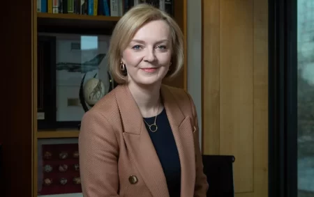 Sunday Papers – Liz Truss returns to political front line 